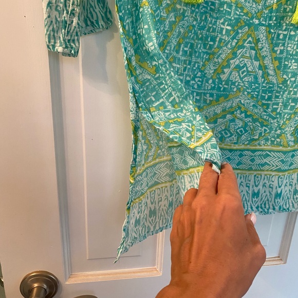 Summer blouse! - Picture 2 of 2